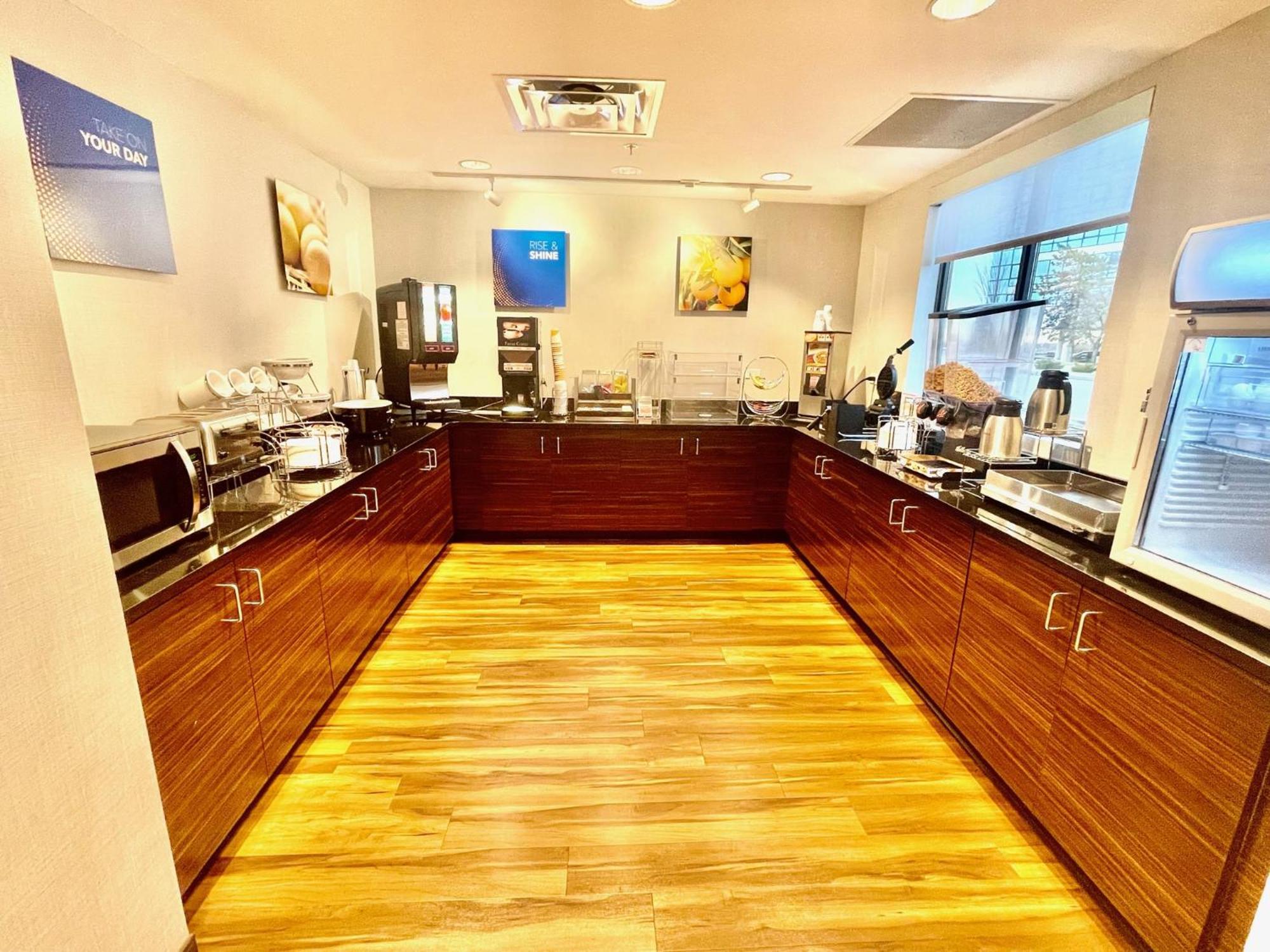 Mainstay Suites St Louis Airport Bridgeton Εξωτερικό φωτογραφία
