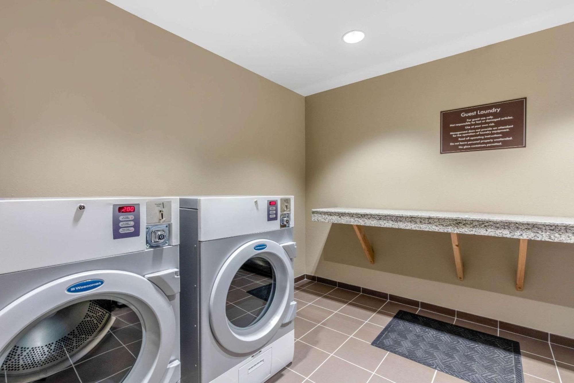 Mainstay Suites St Louis Airport Bridgeton Εξωτερικό φωτογραφία