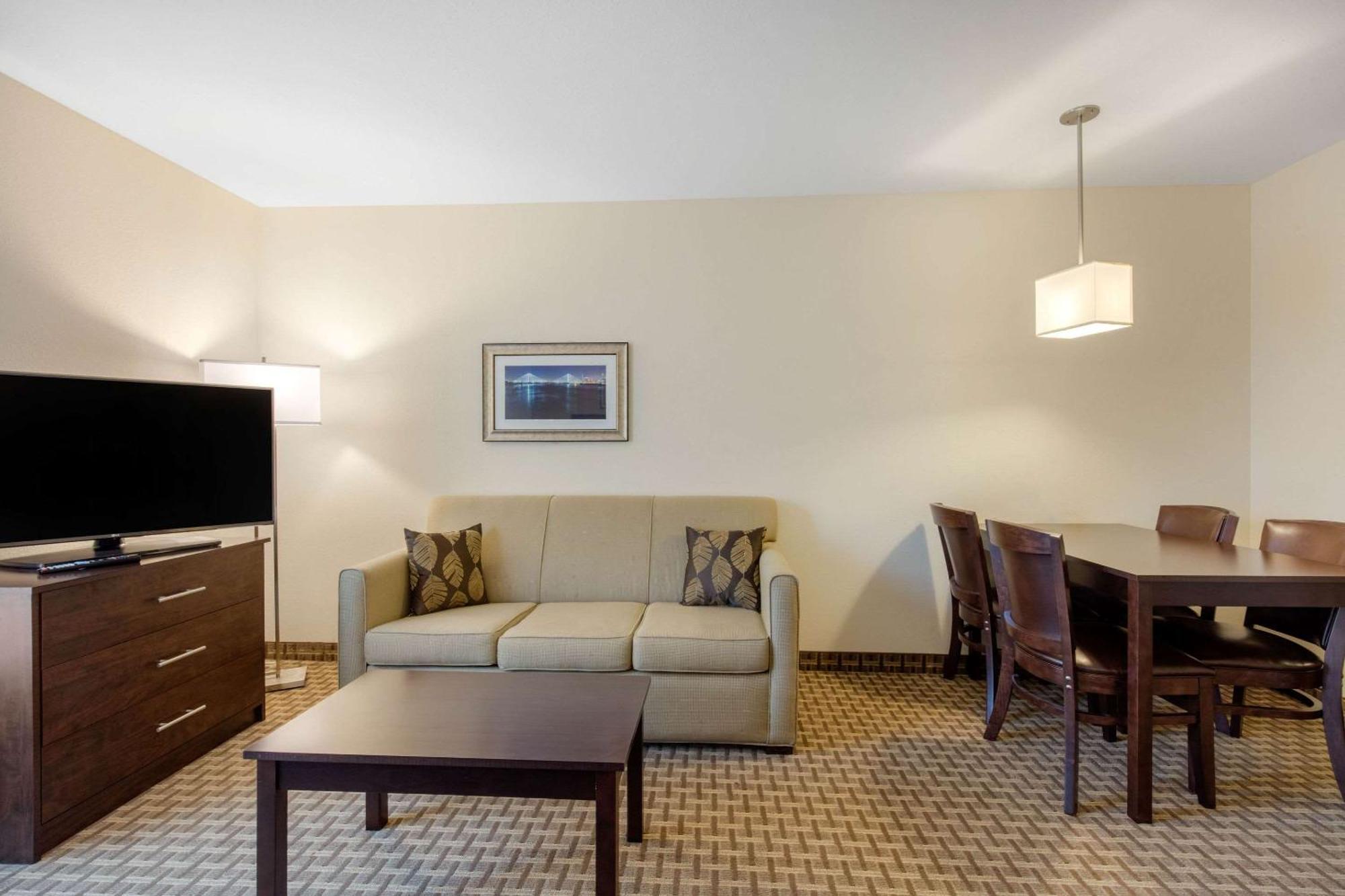 Mainstay Suites St Louis Airport Bridgeton Εξωτερικό φωτογραφία